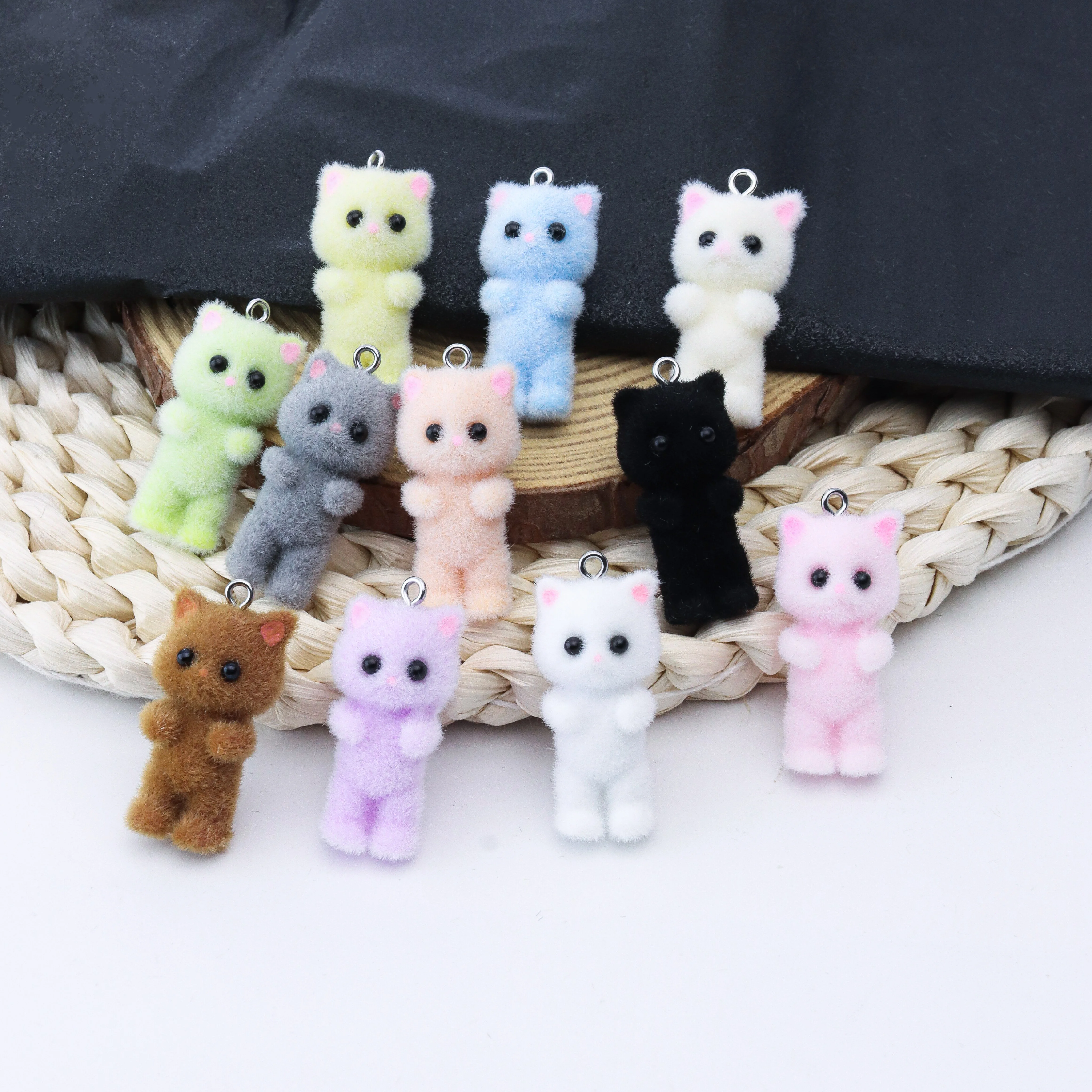 Resin Art Keychain - 33PCS Cat Pendant Kawaii 3D Fluffy
