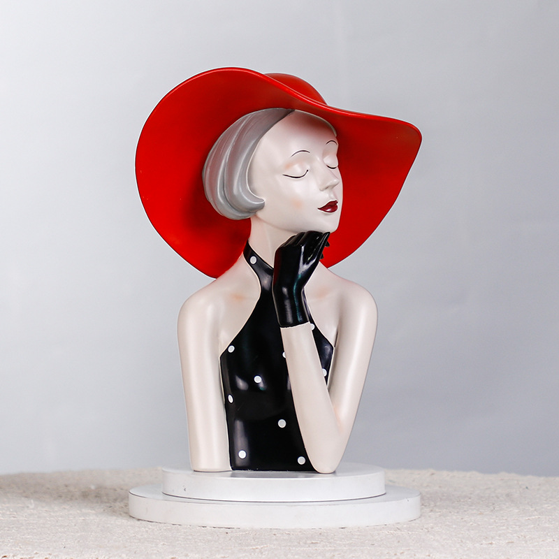 Instagram Style Girl Sculpture - Resin Art Instagram ulasan dan harga