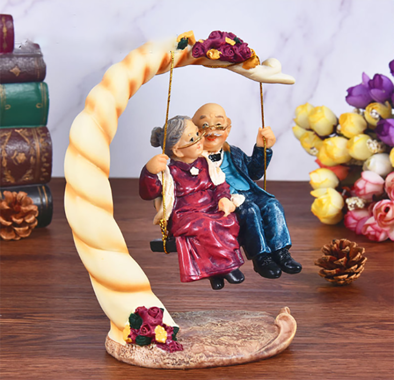 Chinese Swing Old Couples Resi - Resin Art For Anniversary Gift ulasan dan harga